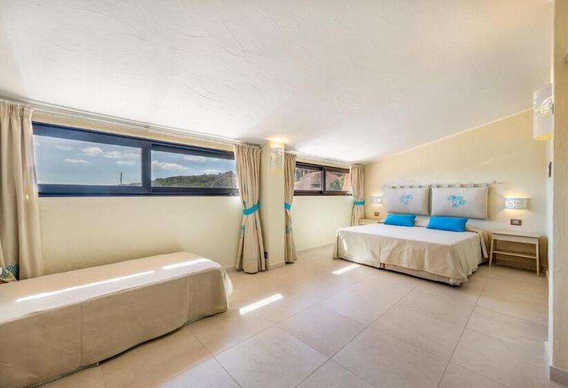 Prestige Triple Room, Cala Lunga
