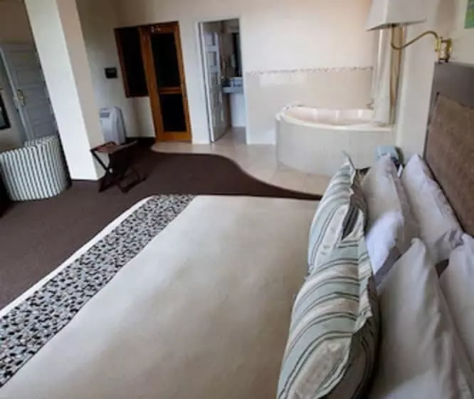 سوئیت پریمیوم, Costa Del Sol Wyndham Cajamarca