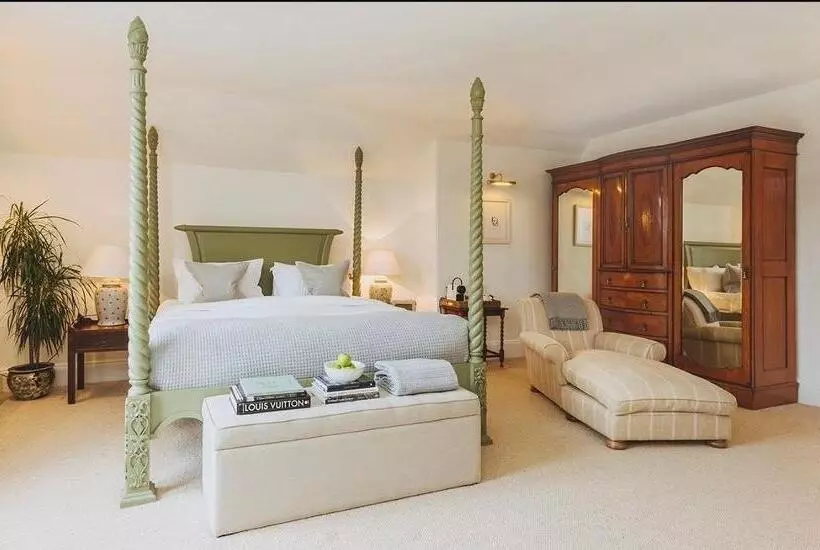 Superior Room King Size Bed