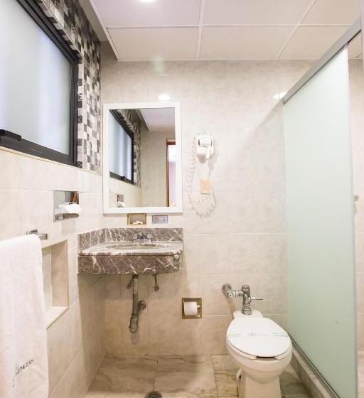 Номер Стандарт Трехместный, Diligencias