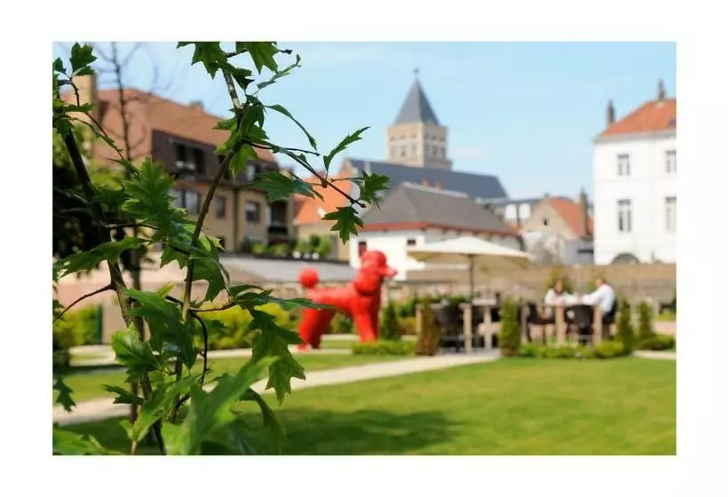اتاق سوپریور با چشم‌انداز باغ, Dukes  Palace Brugge   By Dukes  Hotel Collection