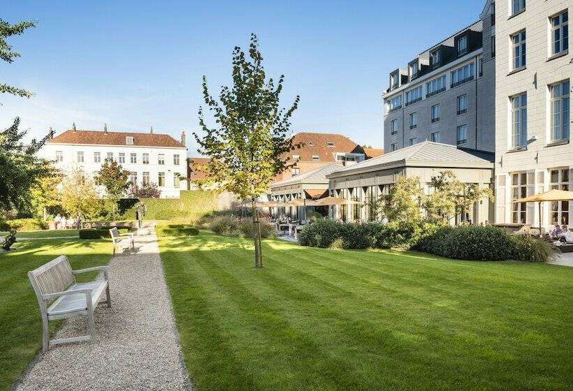 Bahçe Manzaralı Süit, Dukes  Palace Brugge   By Dukes  Hotel Collection