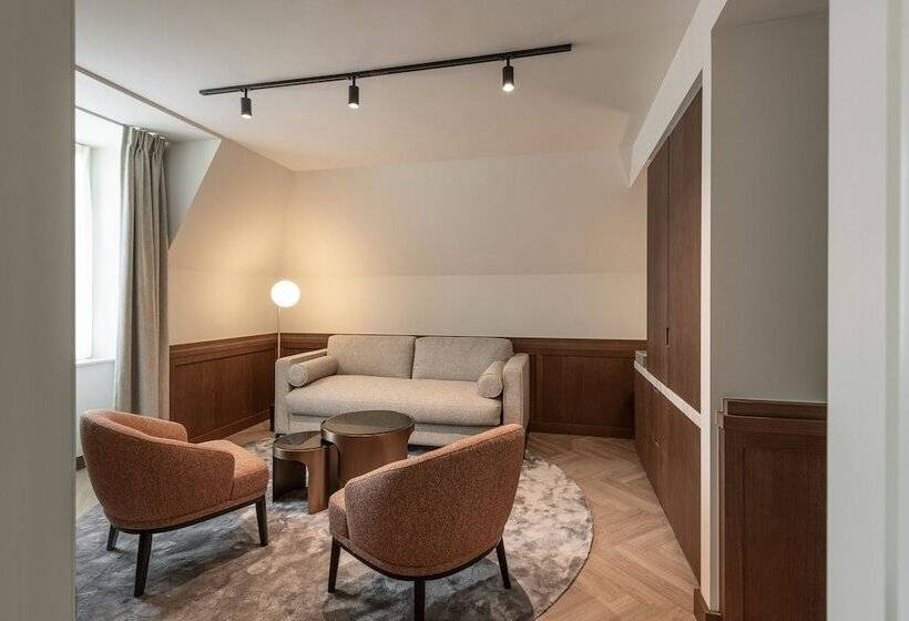 جناح, Dukes  Palace Brugge   By Dukes  Hotel Collection