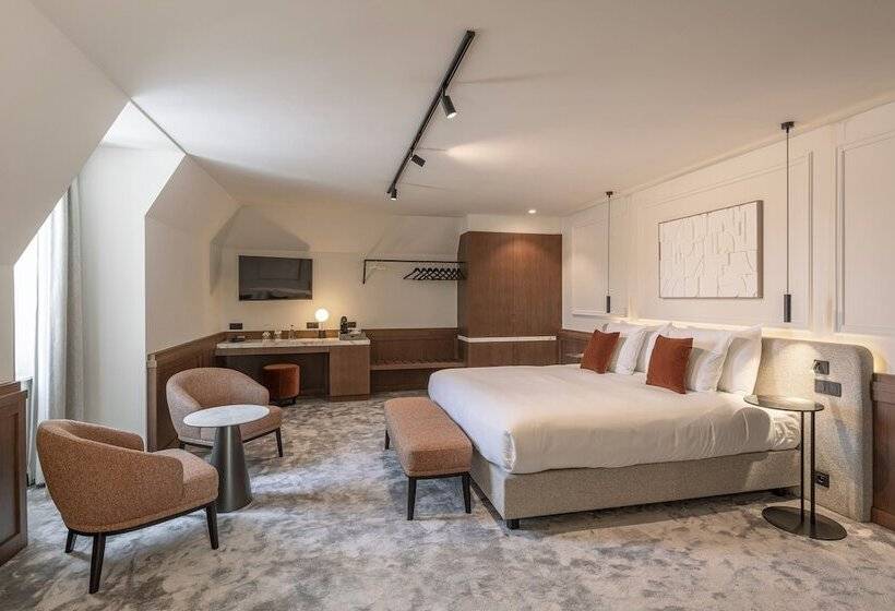 جناح جونيور, Dukes  Palace Brugge   By Dukes  Hotel Collection