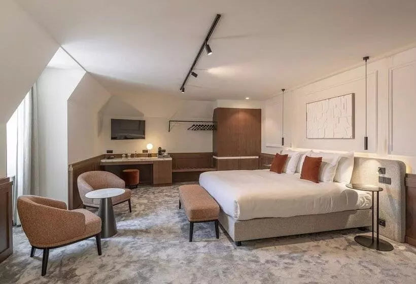 سوییت جونیور, Dukes  Palace Brugge   By Dukes  Hotel Collection