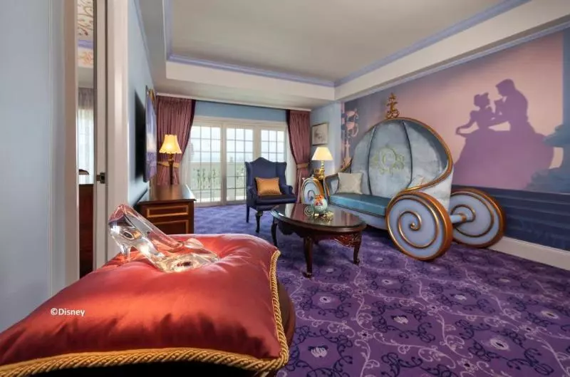 クラブスイート, Hong Kong Disneyland