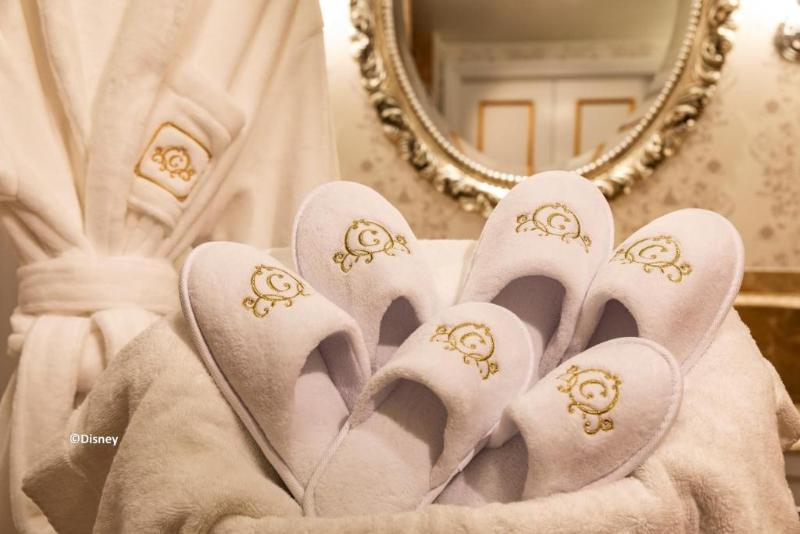 سوئیت کلاب, Hong Kong Disneyland