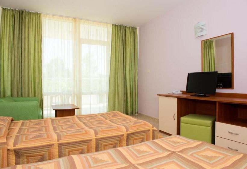 Семейный Номер, Ivana Palace Hotel   Free Parking
