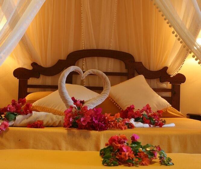 جناح جونيور, Karafuu Beach Resort & Spa