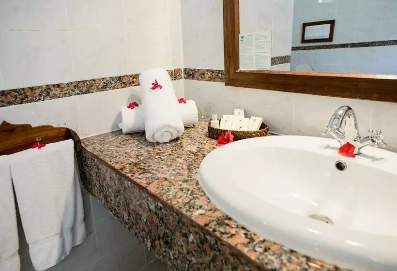 ジュニアスイート, Karafuu Beach Resort & Spa
