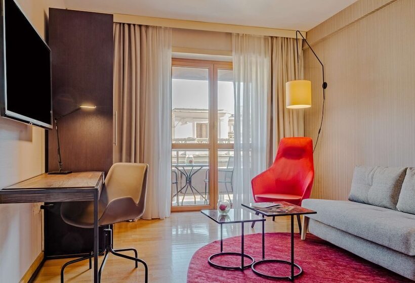 اتاق خانوادگی, NH Collection Roma Giustiniano