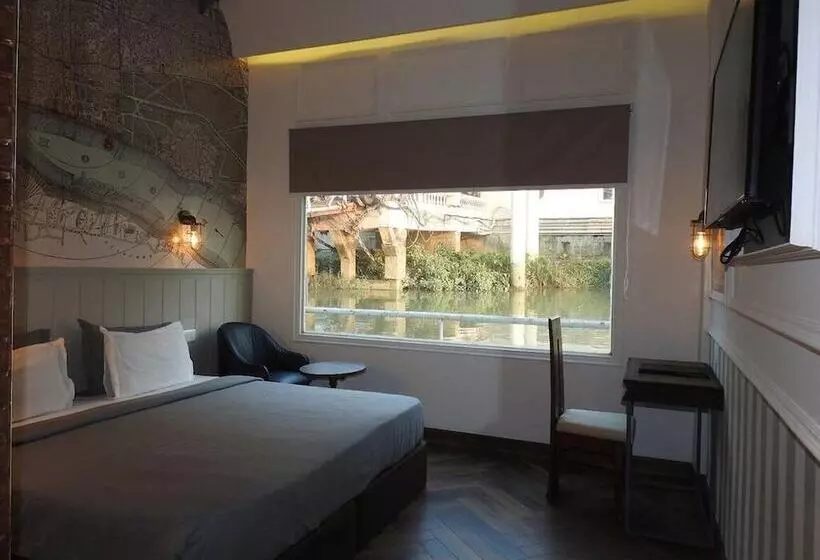 Standard-huone, Polo Floatel Kolkata