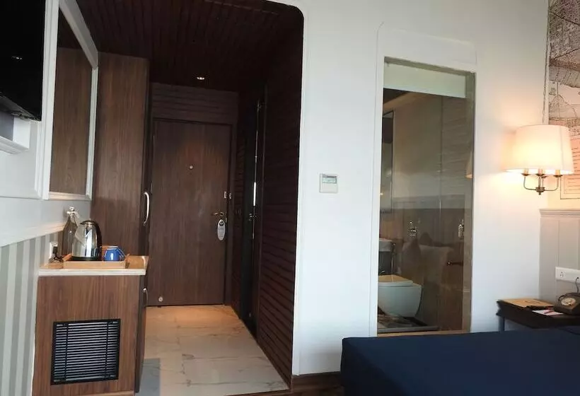 Standard-huone, Polo Floatel Kolkata