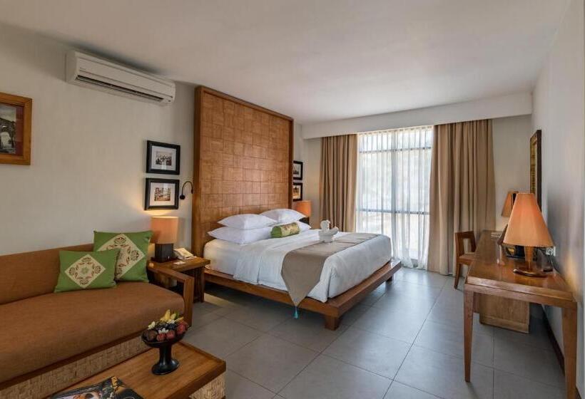 סוויטת ג'וניור, Ramayana Candidasa Beach Resort