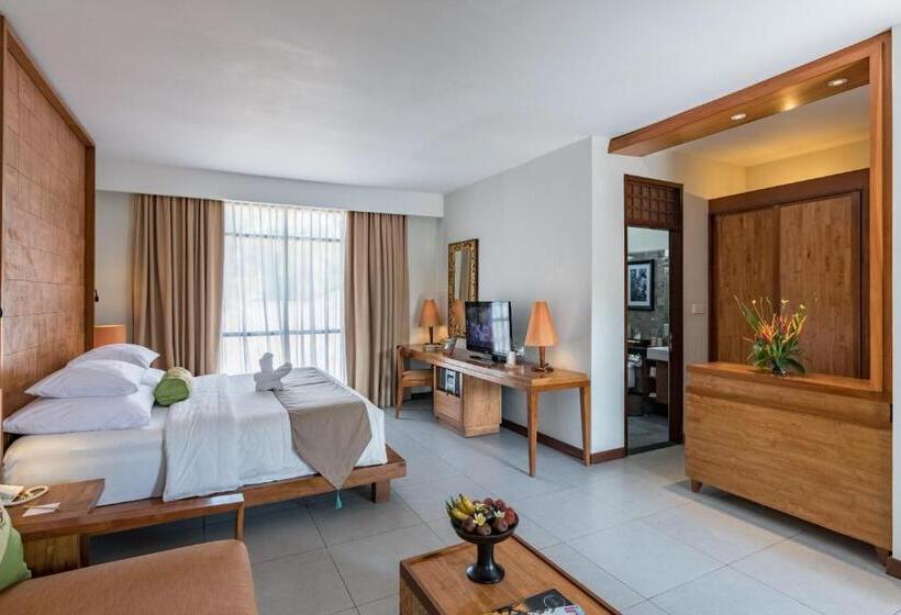 סוויטת ג'וניור, Ramayana Candidasa Beach Resort