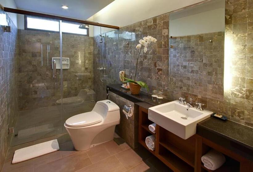 חדר משפחתי, Ramayana Candidasa Beach Resort