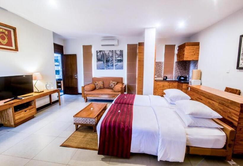 Семейный Номер, Ramayana Candidasa Beach Resort
