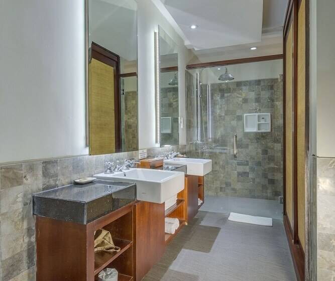 קוטג' דלוקס, Ramayana Candidasa Beach Resort