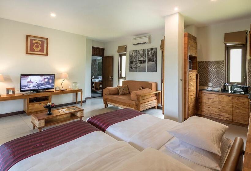 חדר משפחתי, Ramayana Candidasa Beach Resort