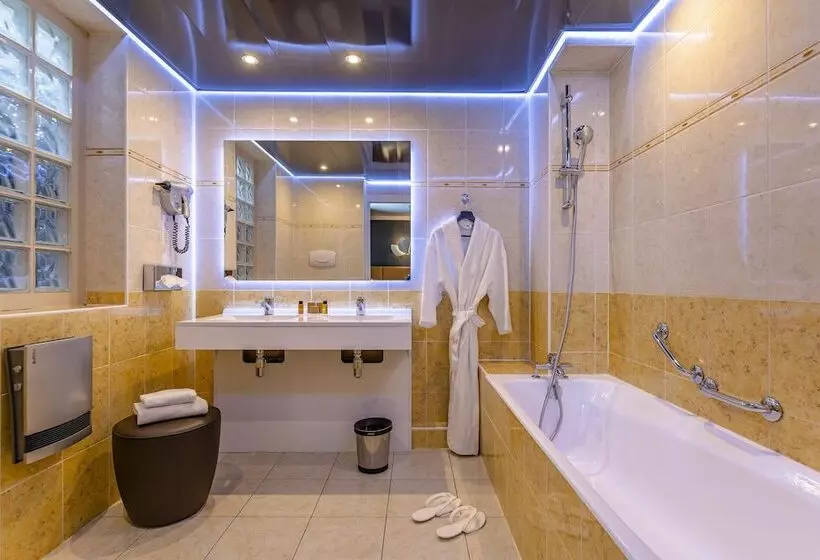 سوییت جونیور, Residence Europe & Spa