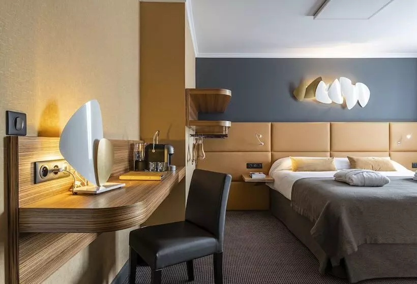 سوییت جونیور, Residence Europe & Spa