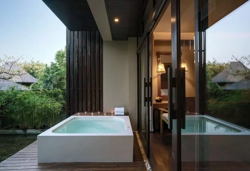 اتاق لوکس با وان آب گرم, Silavadee Pool Spa Resort   Sha Extra Plus