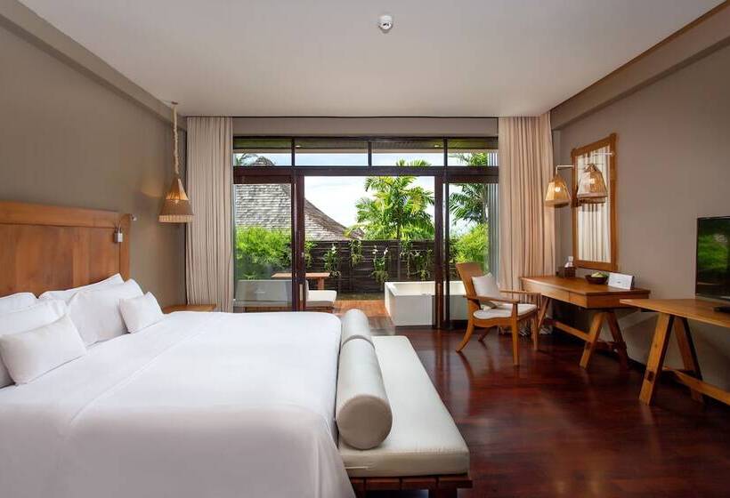디럭스 자쿠지룸, Silavadee Pool Spa Resort   Sha Extra Plus