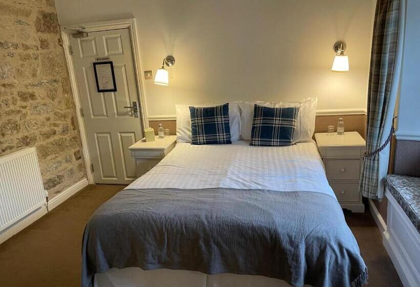 غرفة قياسية, New Inn