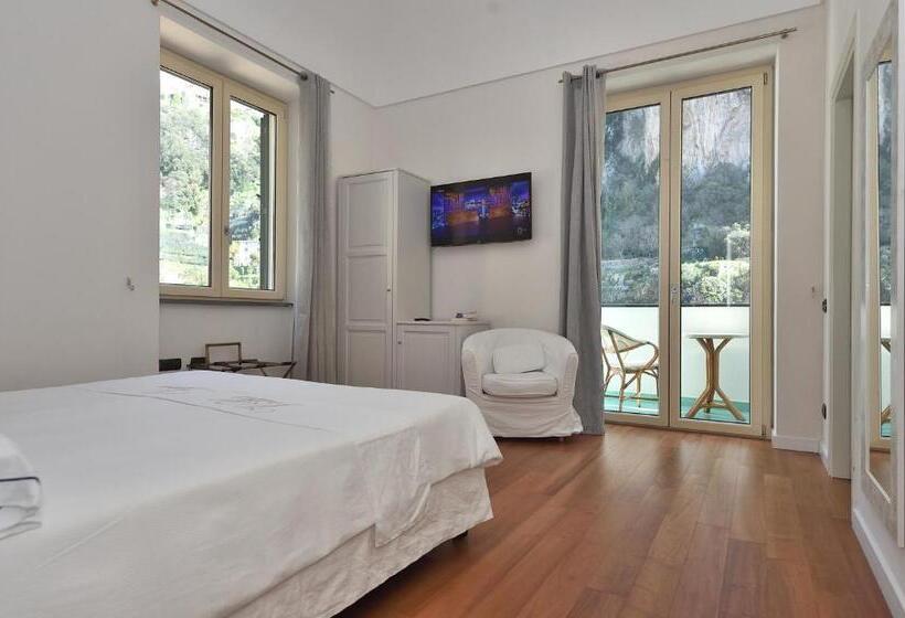 Номер Стандарт Трехместный, Villa Lara