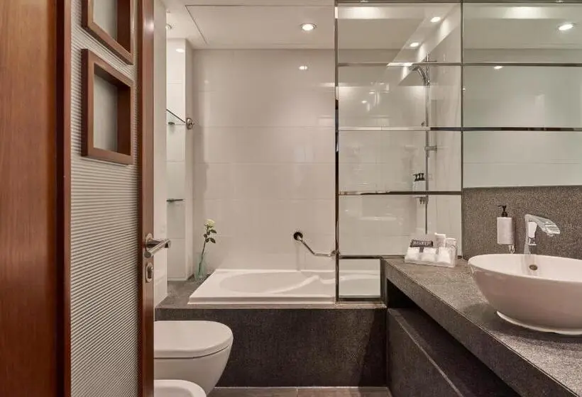 Suite with Views