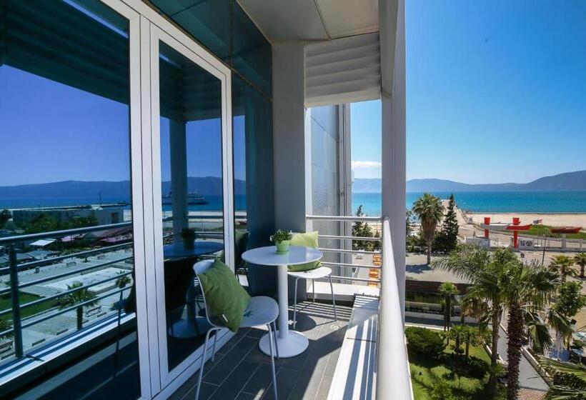 סוויטת 2 חדרי שינה, Vlora International