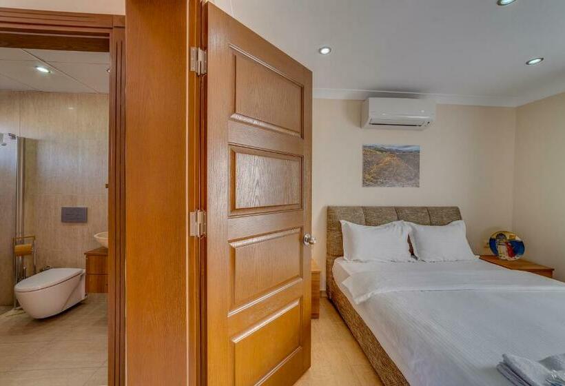 Люкс с Балконом, Anatolia Hotel Geyre Karacasu Aydın