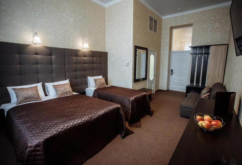 اتاق استاندارد سه نفره, отель бессарабия