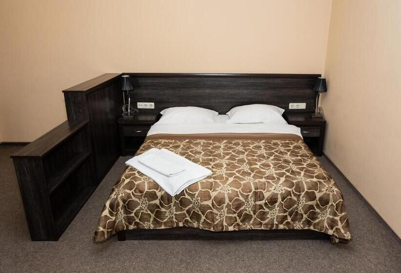 غرفة سوبيريور رباعية, готель скіфія