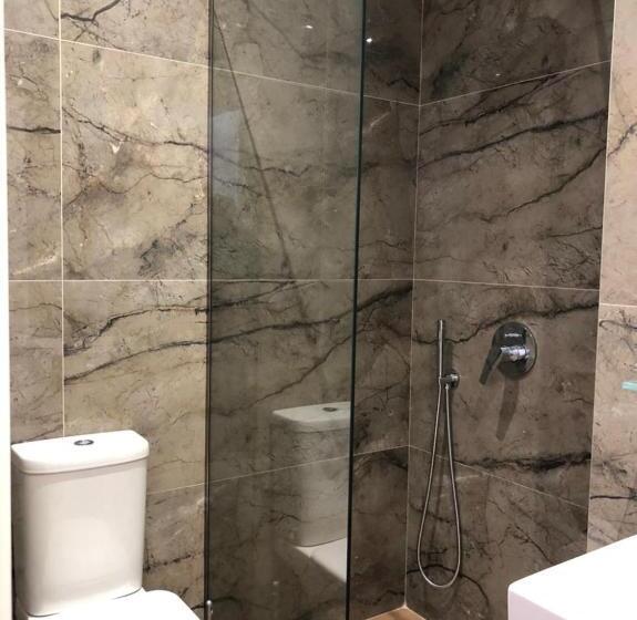 キングサイズベッドのデラックスルーム, Vial Rooms