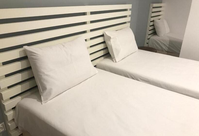 ベーシックトリプルルーム, Vial Rooms