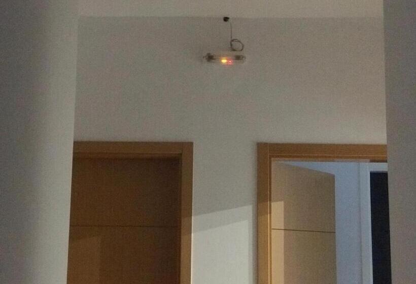 ベーシックトリプルルーム, Vial Rooms