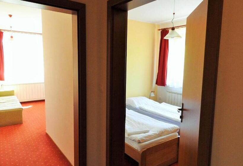 سوییت, Penzion Montana