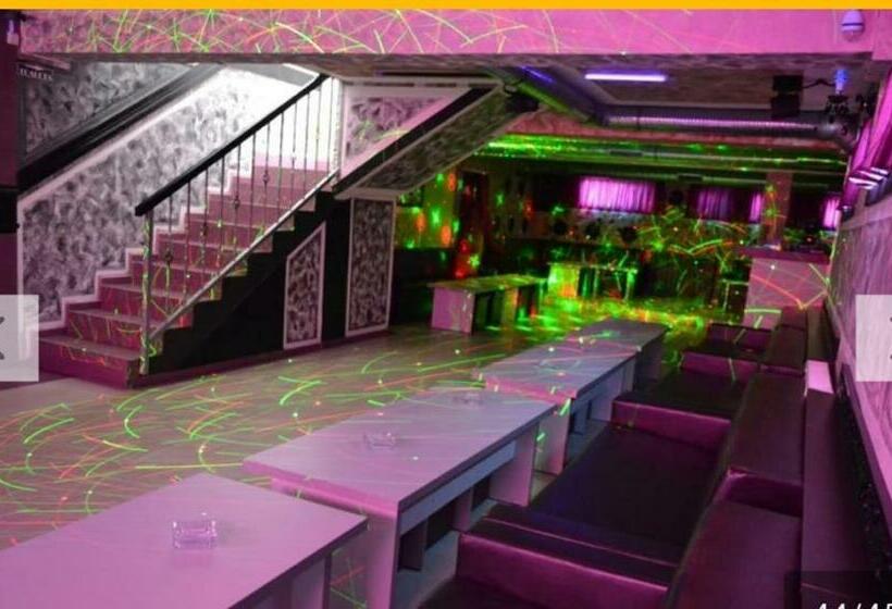 스탠다드 발코니 룸, Pensiunea Mallorca