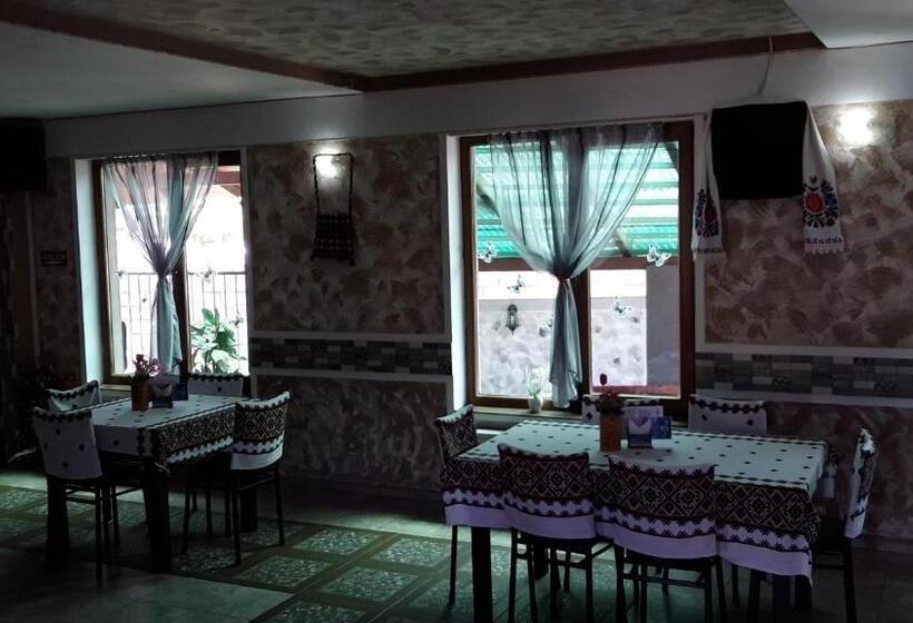 스탠다드 발코니 룸, Pensiunea Mallorca