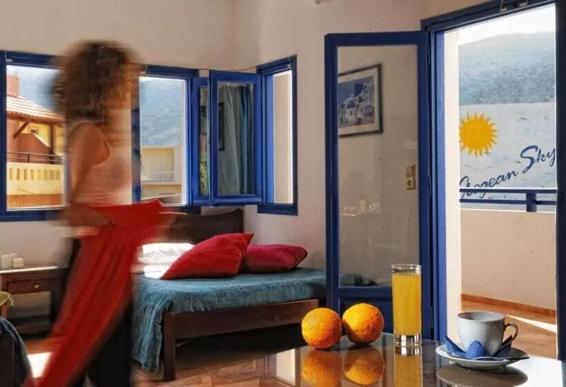 スーペリアスタジオ, Aegean Sky Hotel & Suites