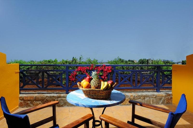 スーペリアスタジオ, Aegean Sky Hotel & Suites