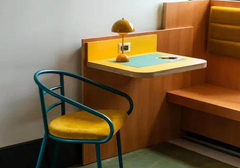 スタンダードトリプルルーム, 280 Zaragoza