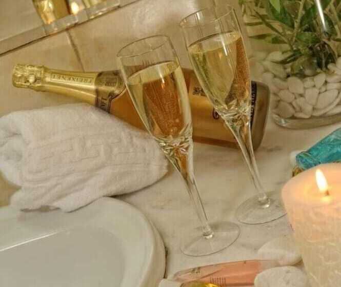 スーペリアスタジオ, Aegean Sky Hotel & Suites