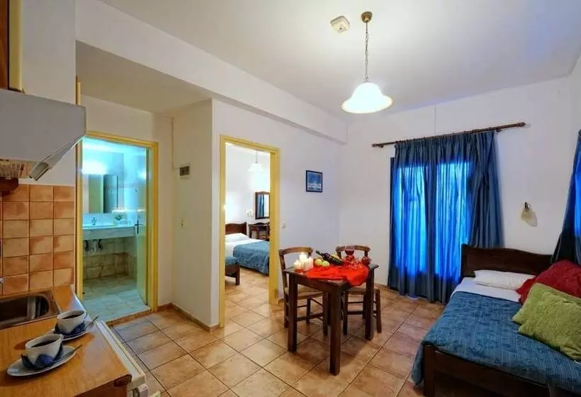 スーペリアスタジオ, Aegean Sky Hotel & Suites