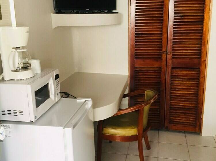 クイーンサイズベッドのスタンダードルーム, Corona Del Mar