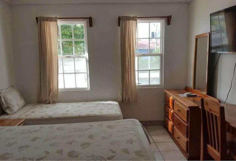 クイーンサイズベッドのスタンダードルーム, Corona Del Mar