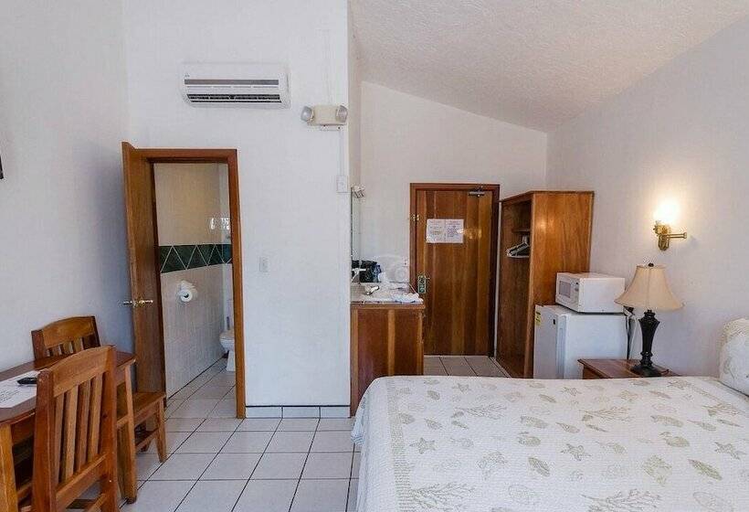 クイーンサイズベッドのスタンダードルーム, Corona Del Mar