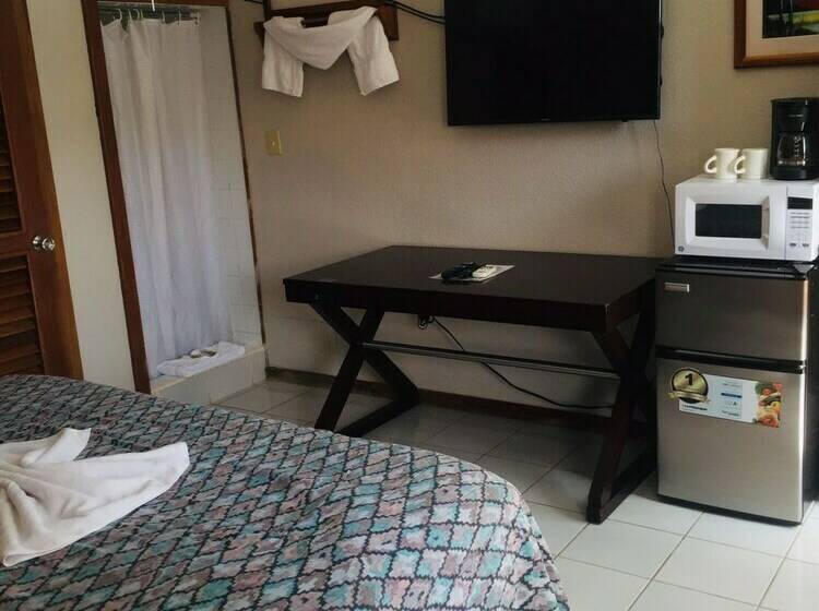 キングサイズベッドのスタンダードルーム, Corona Del Mar