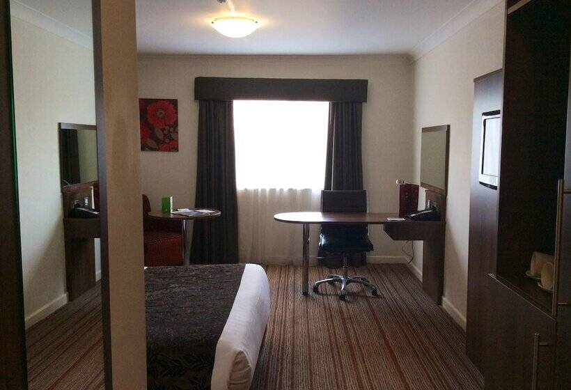 Номер Стандарт Адаптированный для Инвалидов, Holiday Inn Barnsley, An Ihg